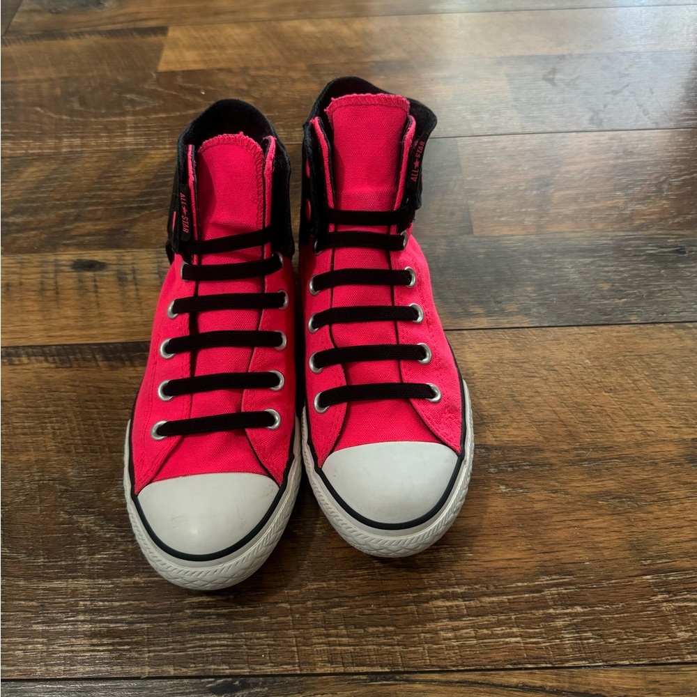 Converse High Top Sneaker. Youth size 4.